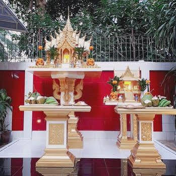 Ideal Pratunam Hotel