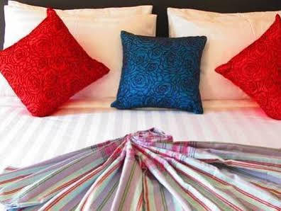 Prom Ratchada Hotell Bangkok