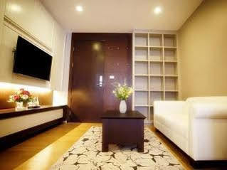 Alisha Court & 4* Bangkok