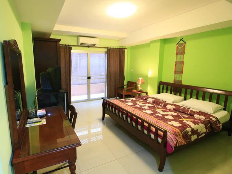Sunflower Place 3* Bangkok