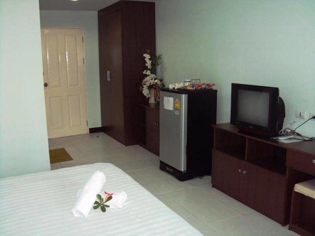 Aryan Hotel 2*