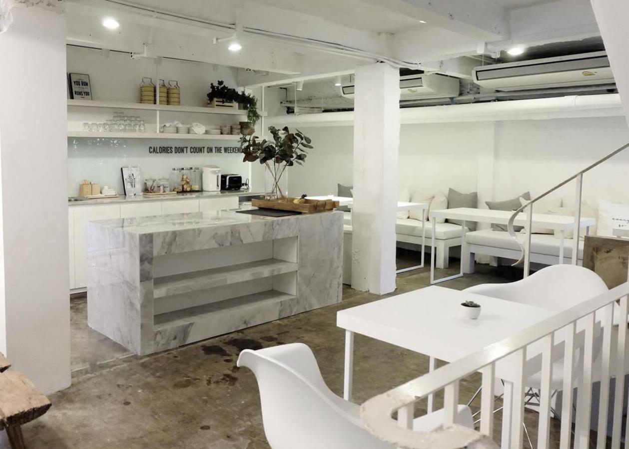 Everyday Sunday Social Hostel Bangkok