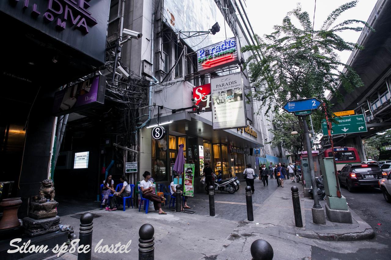 Hostel Silom Space *