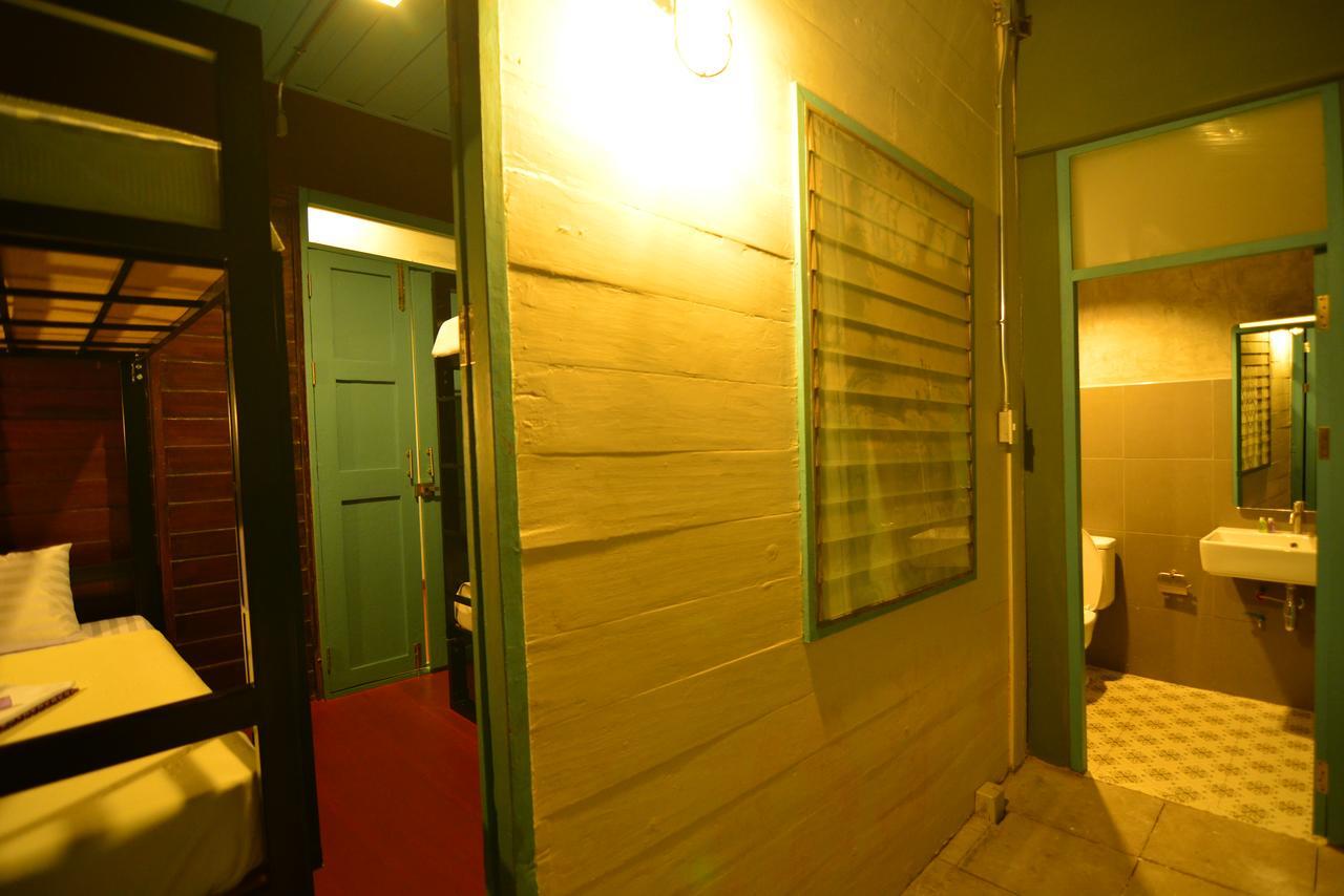 La Moon Hostel