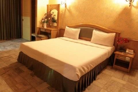 Hotel 13 Coins Bangna Bitec Bangkok