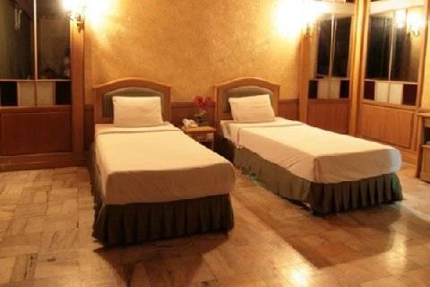13 Coins Bangna Bitec 3* Bangkok