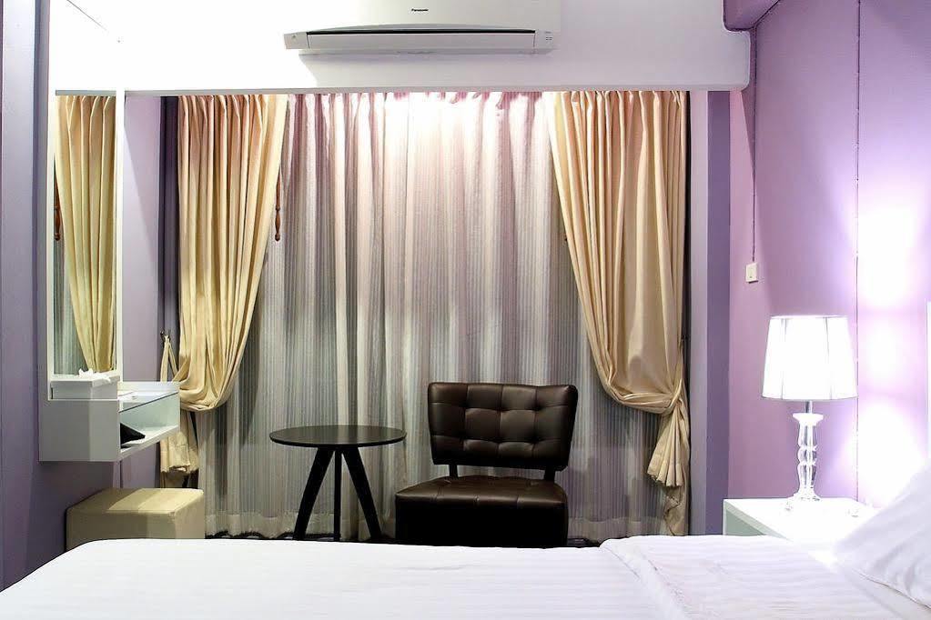 Lilac Relax-residence Hotell 3*
