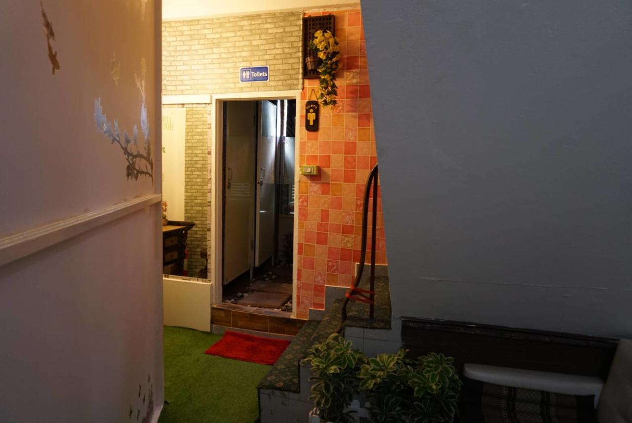 24 Bangkok
