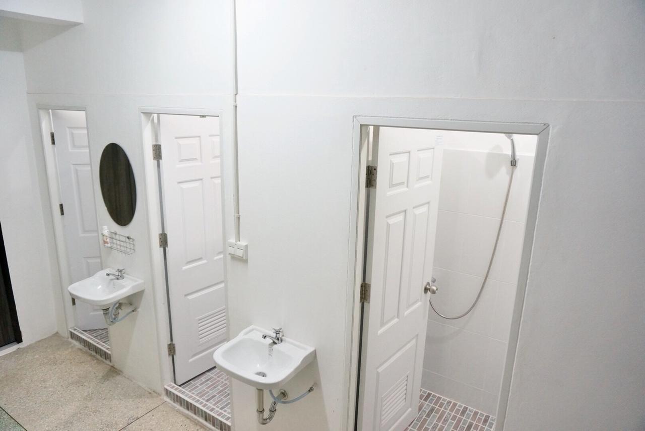 Hostel 218 - Dorm For Rent (adults Only)