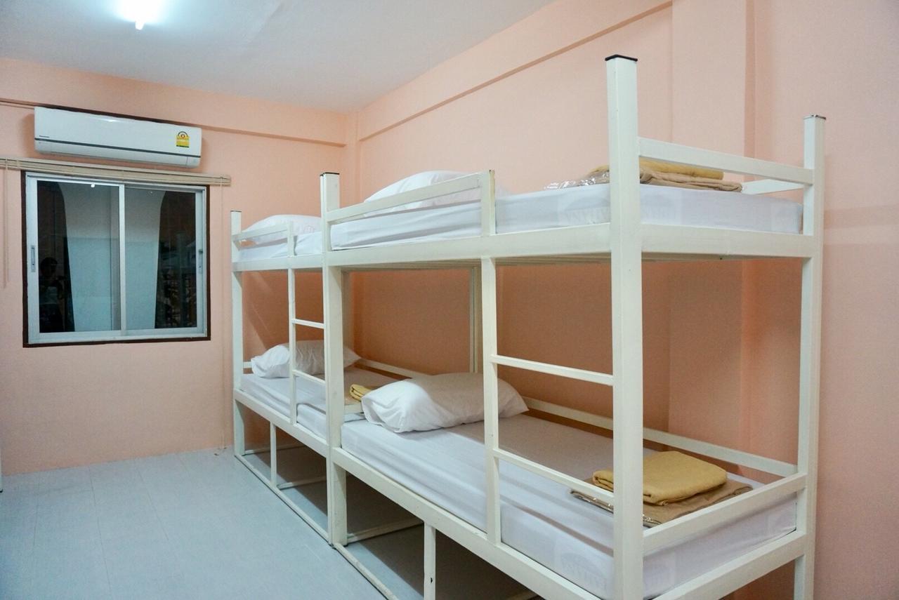 218 - Dorm For Rent (adults Only) Hostel