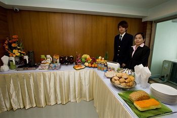Ideal Pratunam Hotel 3*