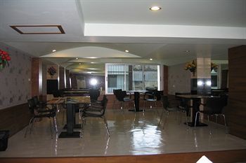 Ideal Pratunam Hotel