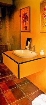 Mstay Bed and breakfast 3*