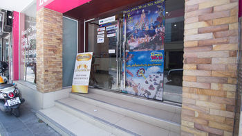 Apartment Zen Surasak 2 *