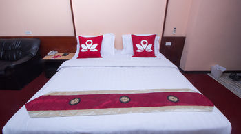 Zen Surasak 2 Apartment Bangkok