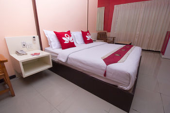 Apartment Zen Surasak 2
