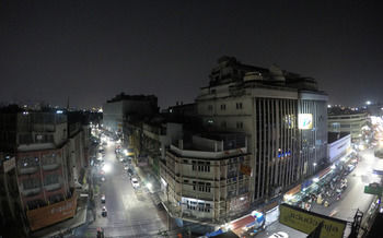 Warm White Hostal
