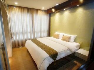 Hotel Alisha Court & Bangkok