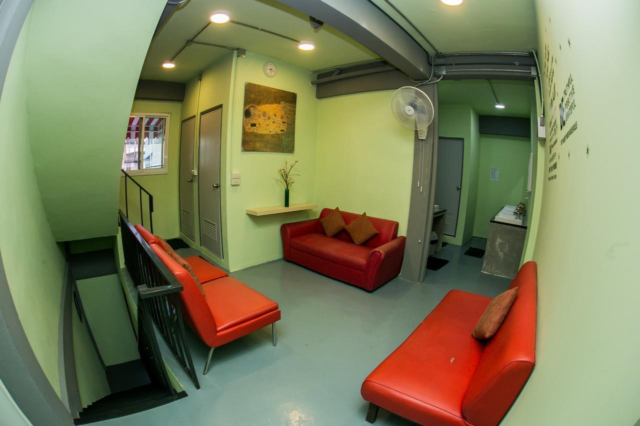 Samsen 8 Hostel Bangkok