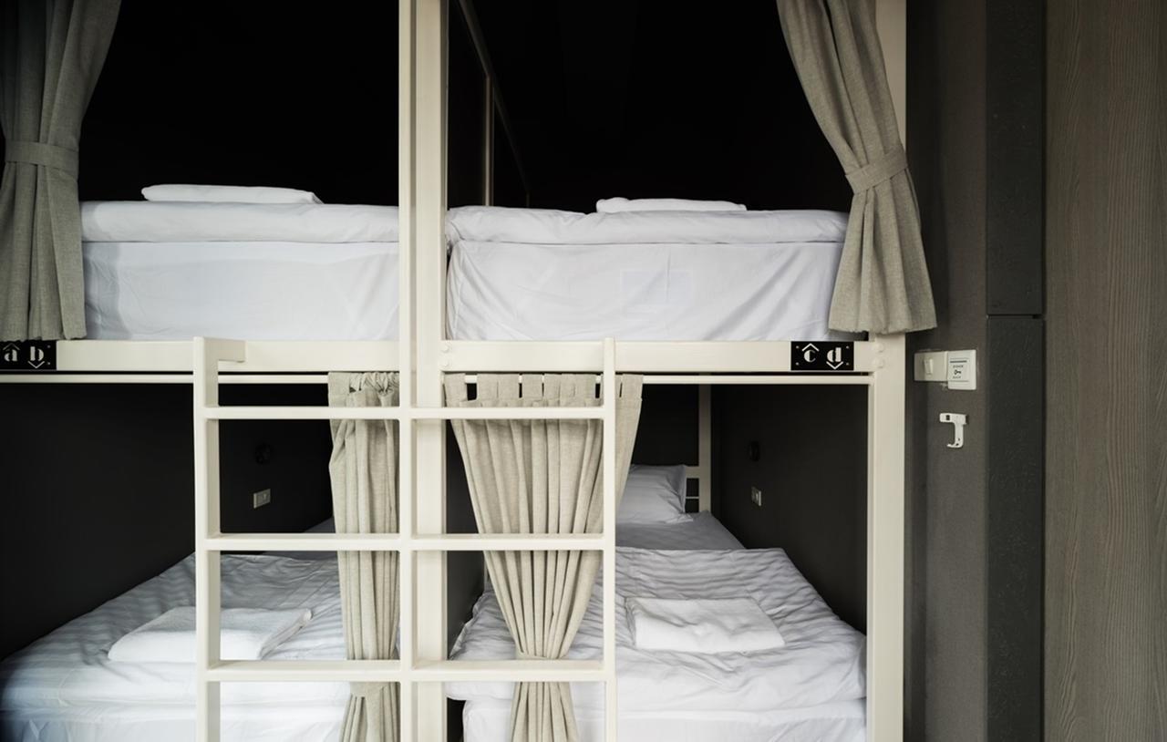 Hostel Issara By D *