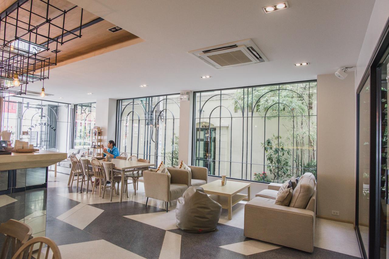 Issara By D Hostel Bangkok