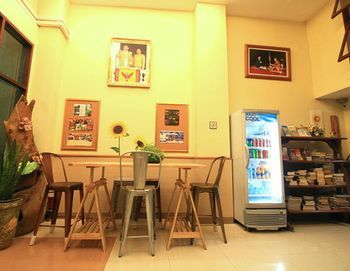 Sunflower Place 3*