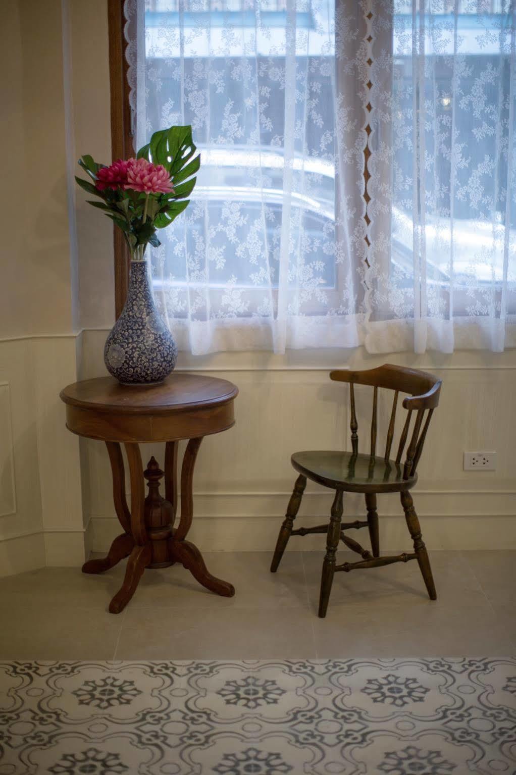 Vera Nidhra - Self Check-in After 6pm Bed & Breakfast Bangkok
