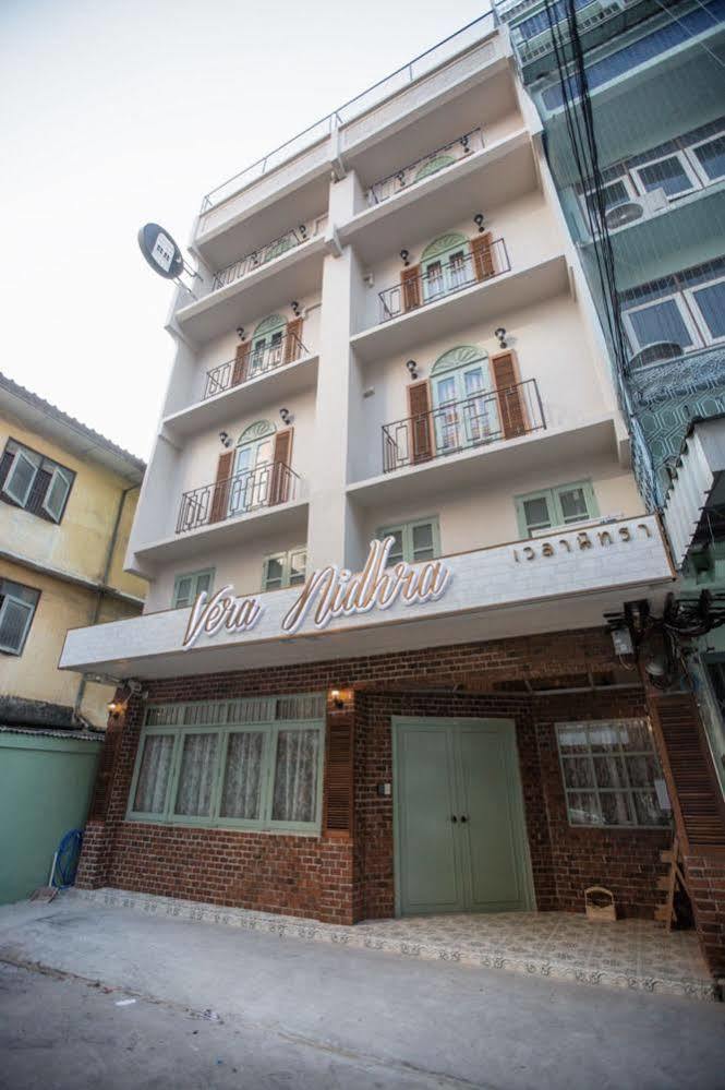 Vera Nidhra - Self Check-in After 6pm Bed & Breakfast 3*