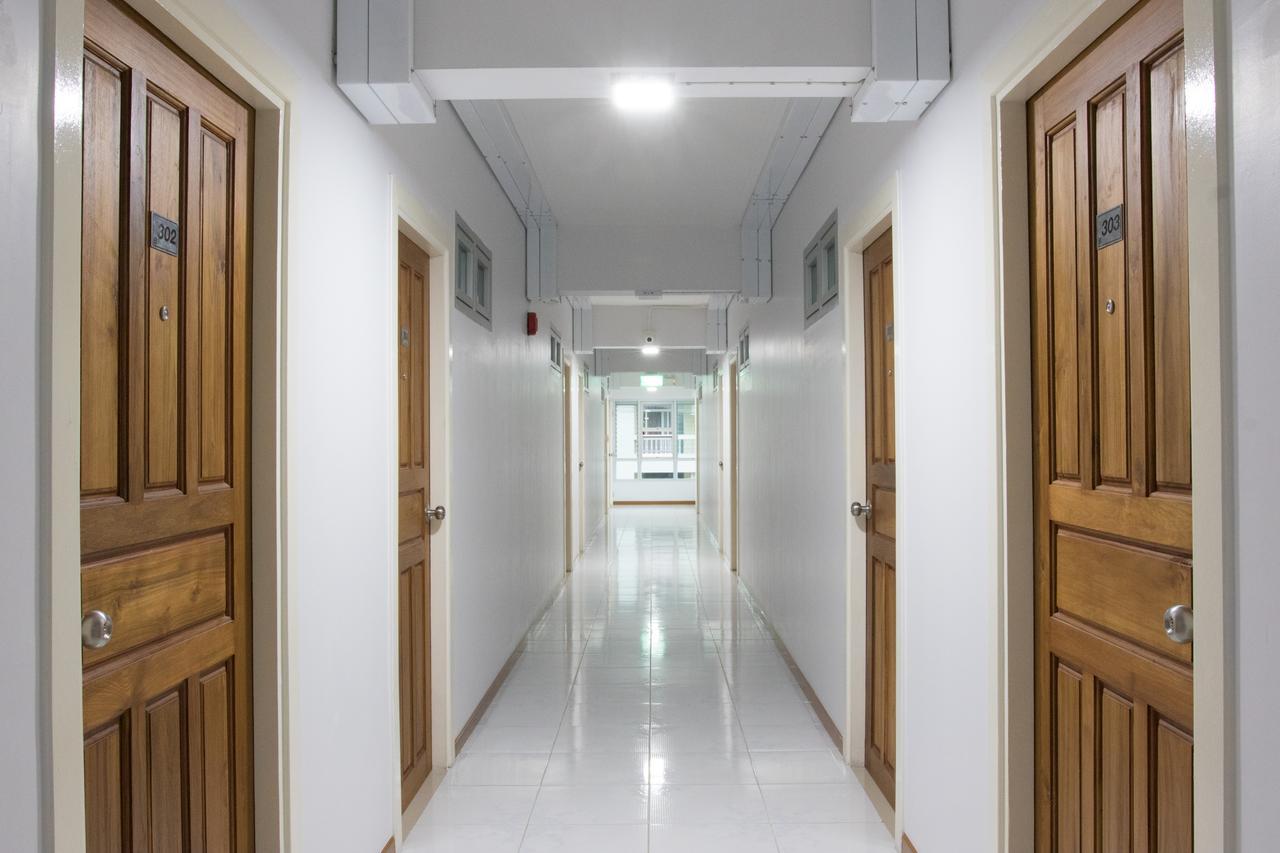 Jr Mansion On Nut Soi 25 Leilighetshoteller