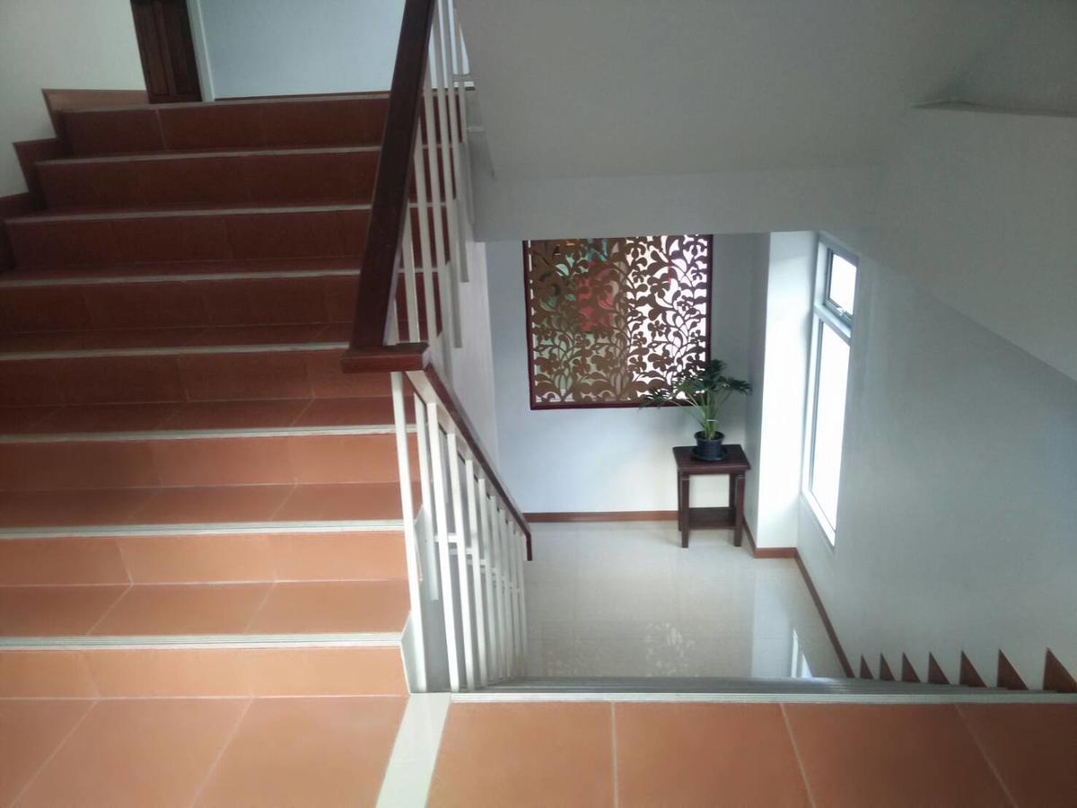Leilighetshoteller Jr Mansion On Nut Soi 25