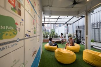 Liveitup By D Varee Hostel Bangkok