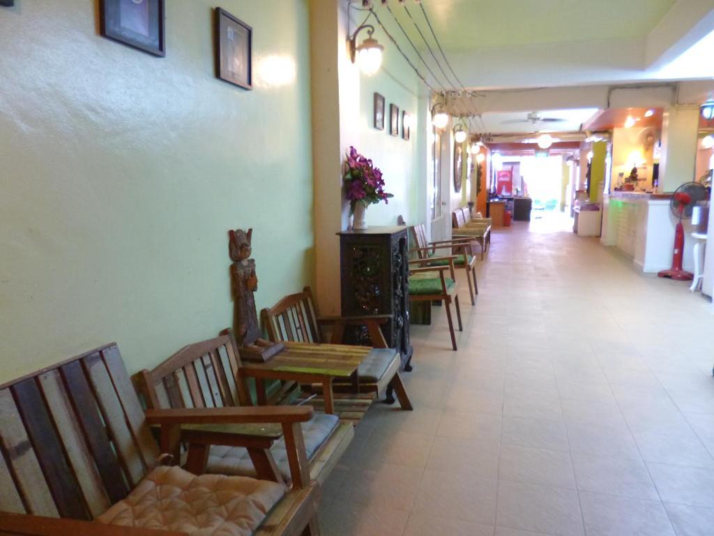 Sawasdee Khaosan