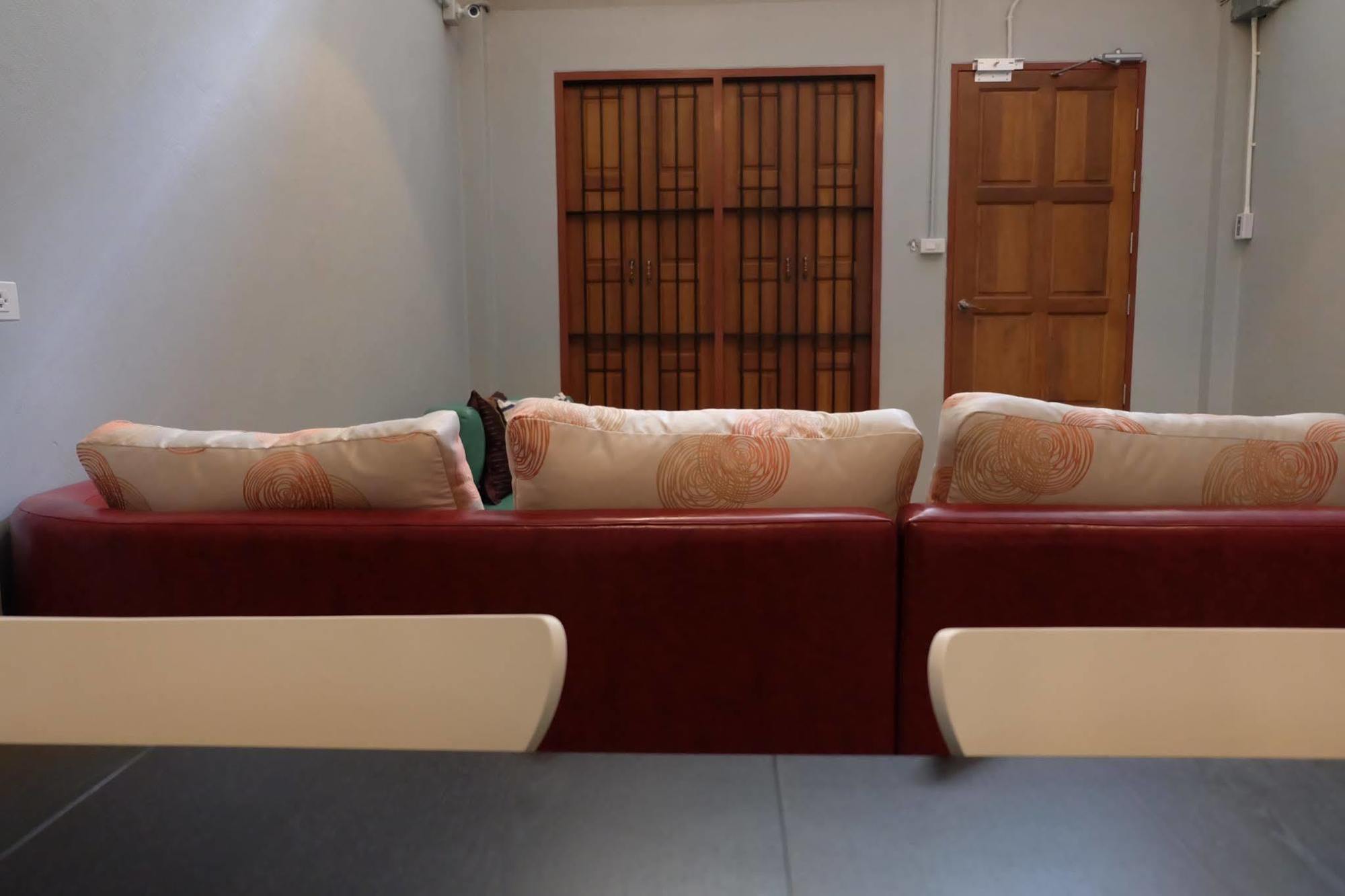 Petit Hostel *