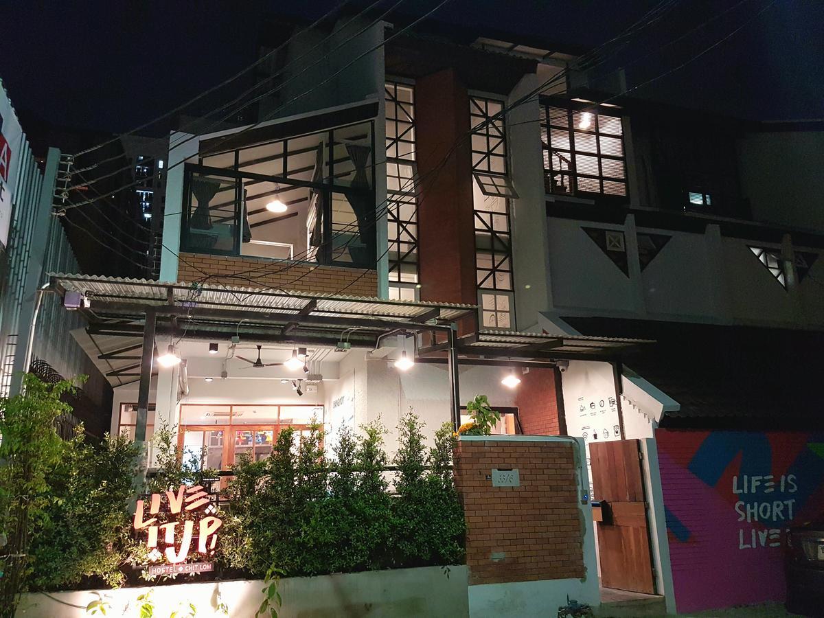 Liveitup By D Varee Hostel Bangkok