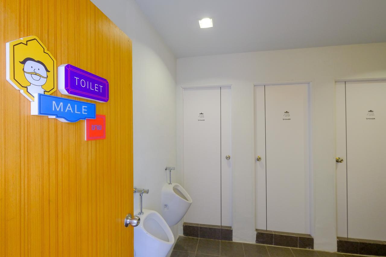 Liveitup By D Varee Hostel