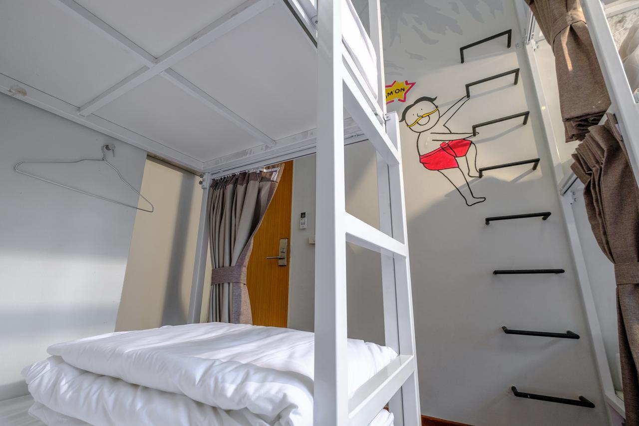 Liveitup By D Varee Hostel Bangkok