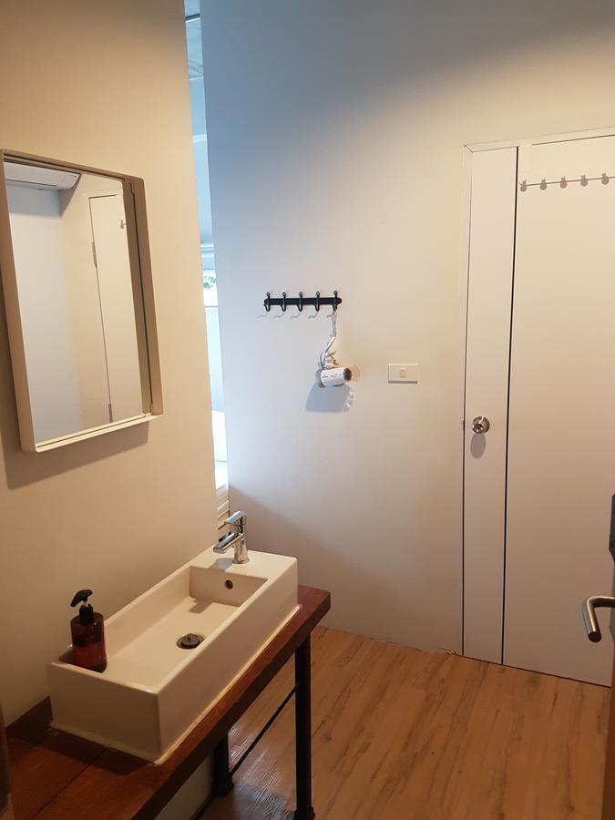 Liveitup By D Varee Hostel Bangkok