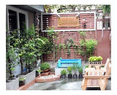 Base 2* Bangkok