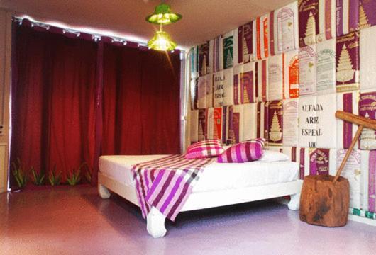 Mystic Place Hostel *