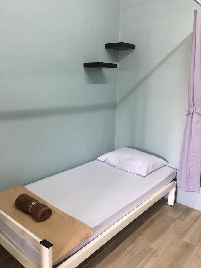 218 - Dorm For Rent (adults Only) Hostel