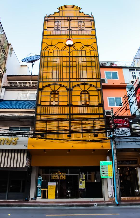 Hostal Khaosan Station (adults Only) *