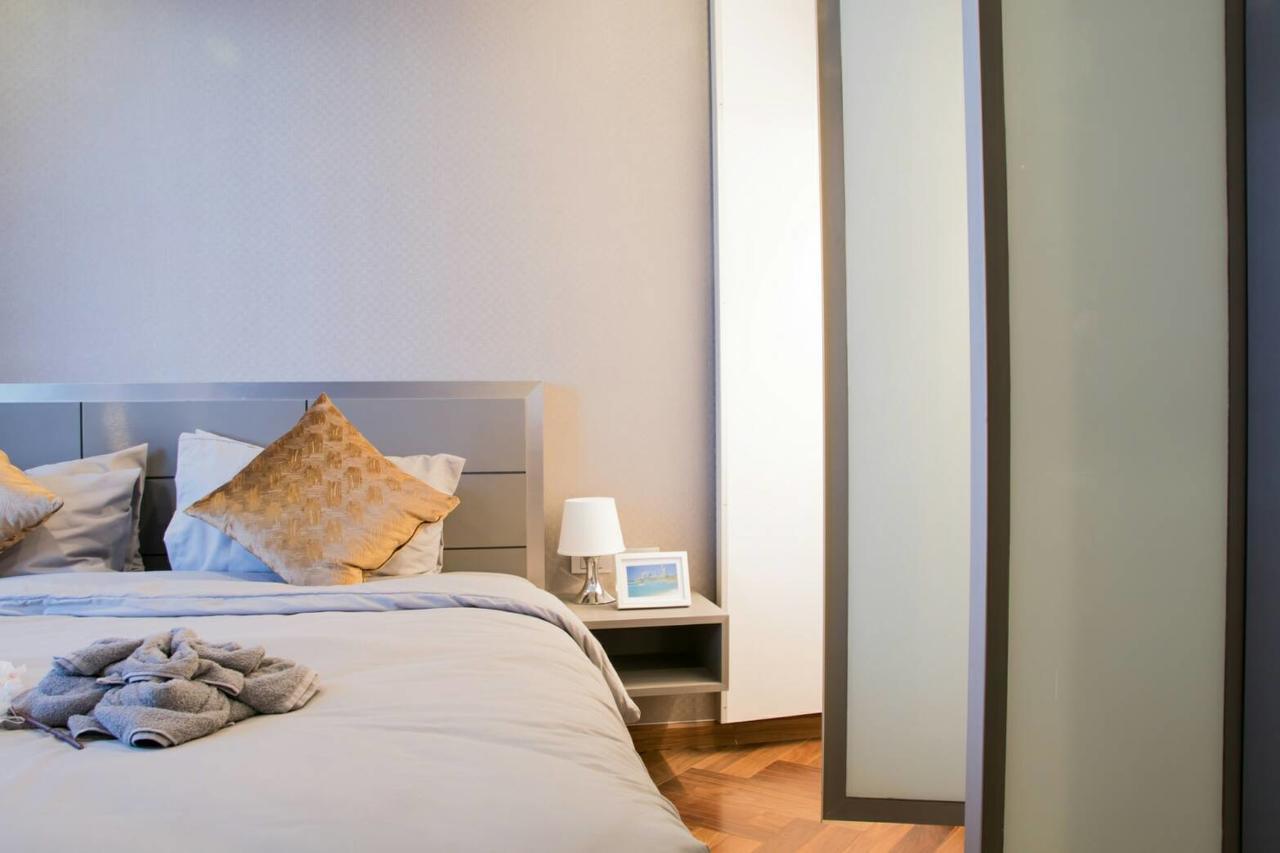 Sky Walk Apartment Bangkok