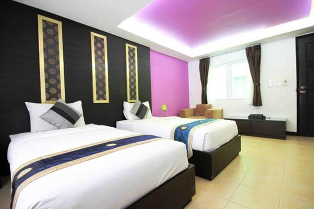 Khách sạn Oasis 3*