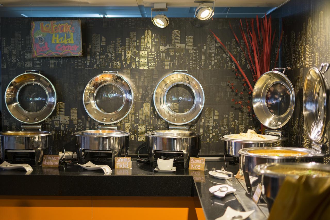 Le Fenix Sukhumvit 11 Hotel 3*