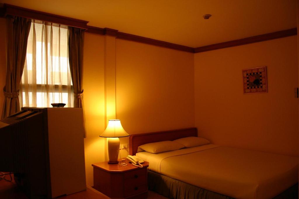 Herberg Street Inn, 3*