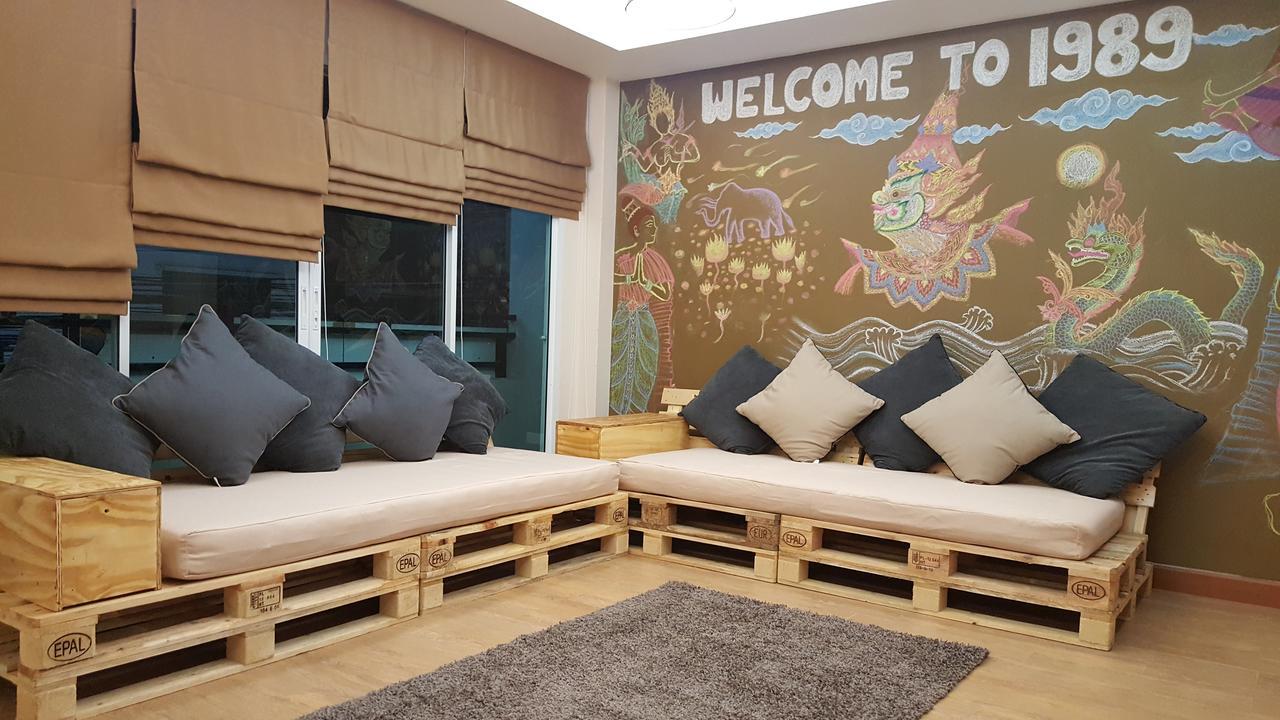 Small Space Cafe & Hostel