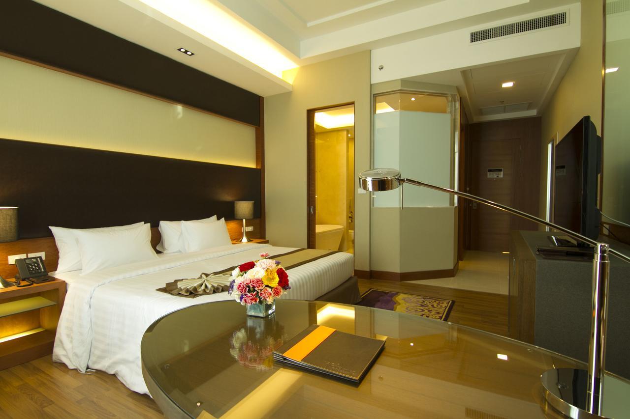 The Grand Fourwings Convention Hotell