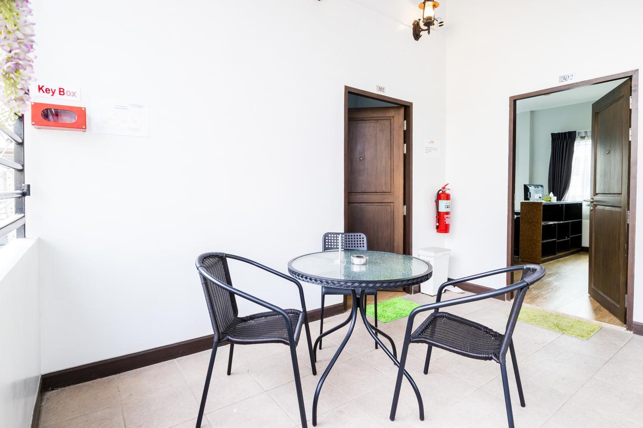 Bed & Breakfast The Cube Sathorn Boutique เดอะ คิวบ์ สาทร บูติค โฮเทล Near Bts Surasak 2*