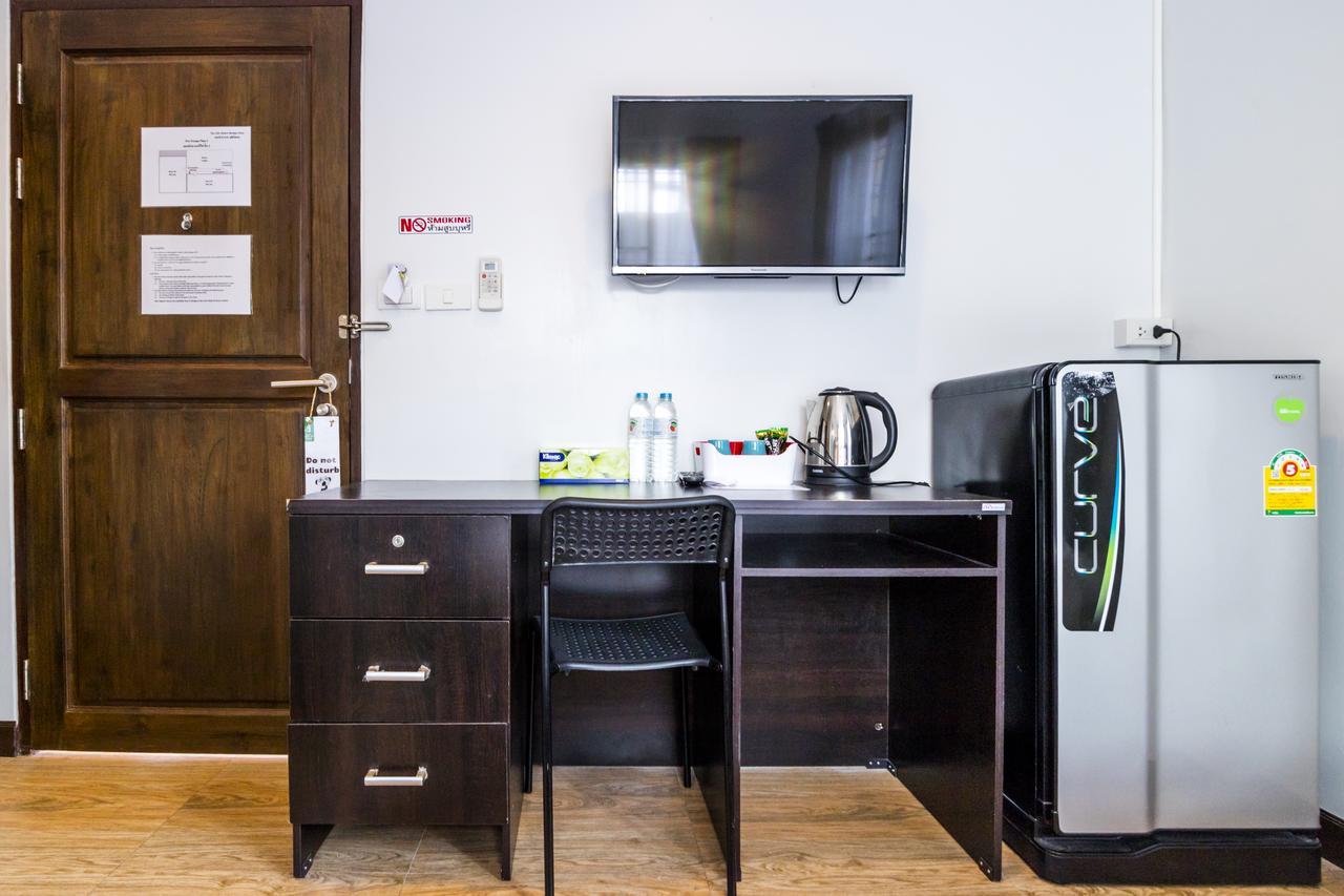 The Cube Sathorn Boutique เดอะ คิวบ์ สาทร บูติค โฮเทล Near Bts Surasak Bed & Breakfast 2*