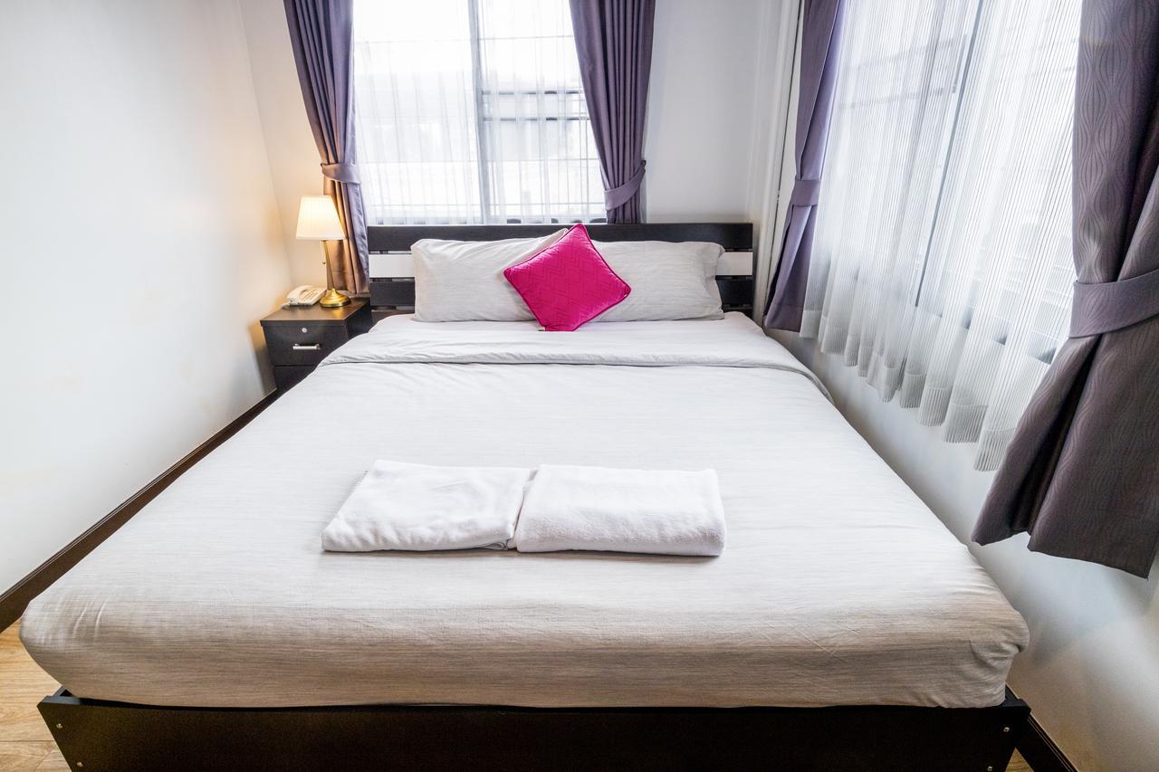 The Cube Sathorn Boutique เดอะ คิวบ์ สาทร บูติค โฮเทล Near Bts Surasak Bed & Breakfast 2*